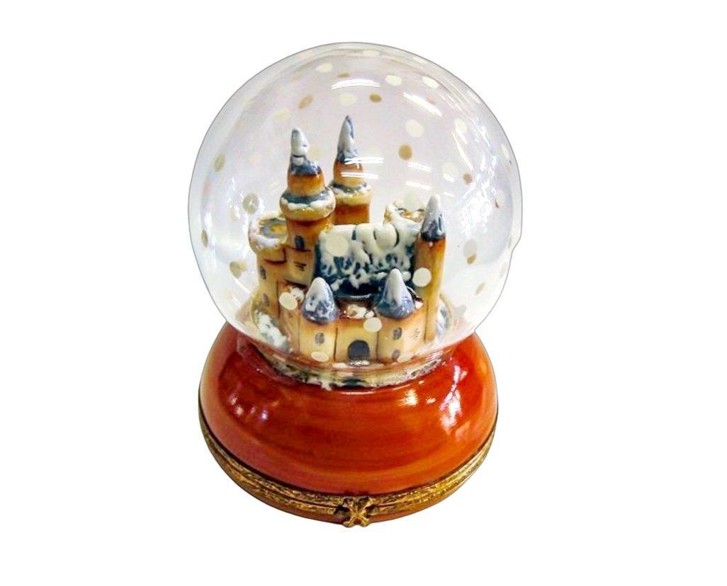 Russian Monument Snow Globe Artoria