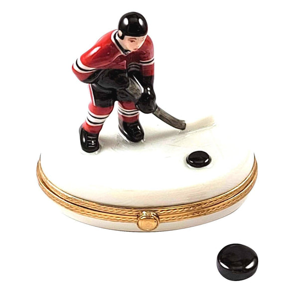 Hockey Player with Removable Puck — {{ shop }}